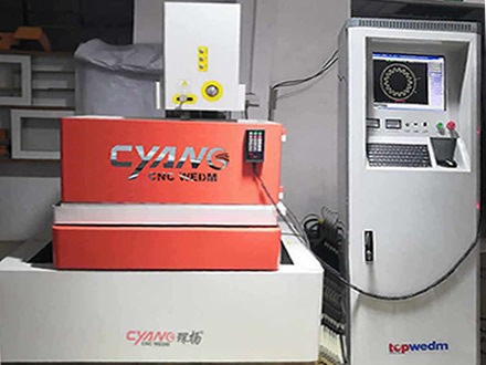 中走絲廠家資訊：中走絲線切割機床自動化、智能化及信息化